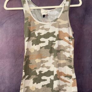 Universal Thread Camo Fitted Sleeveless Tank
